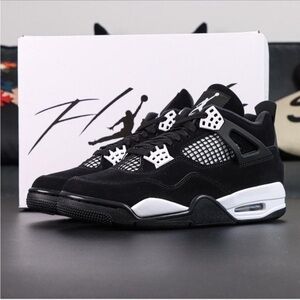 Jordan 4 Retro black white thunders